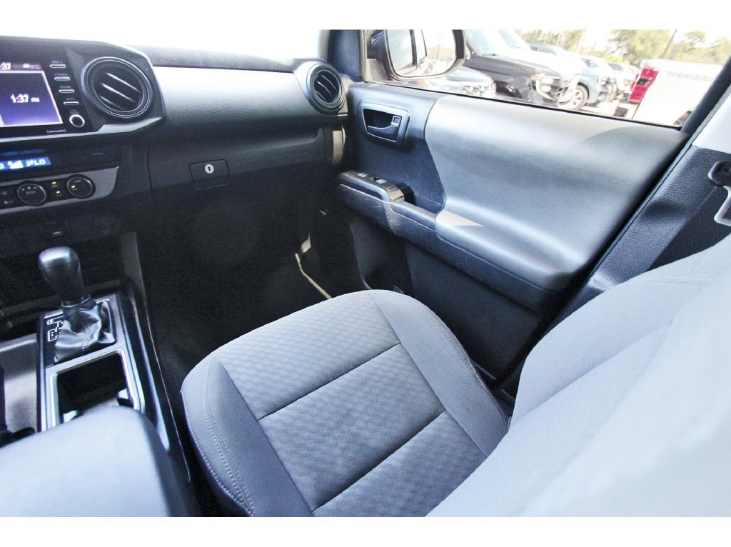 Used 2023 Toyota Tacoma SR AWD/4WD image 12
