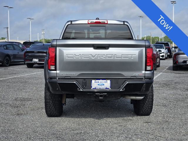 Used 2024 Chevrolet Colorado ZR2 w/ ZR2 Convenience Package III image 4