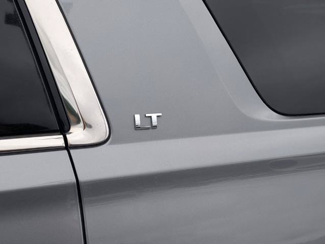 Used 2019 Chevrolet Tahoe LT w/ Luxury Package RWD image 25
