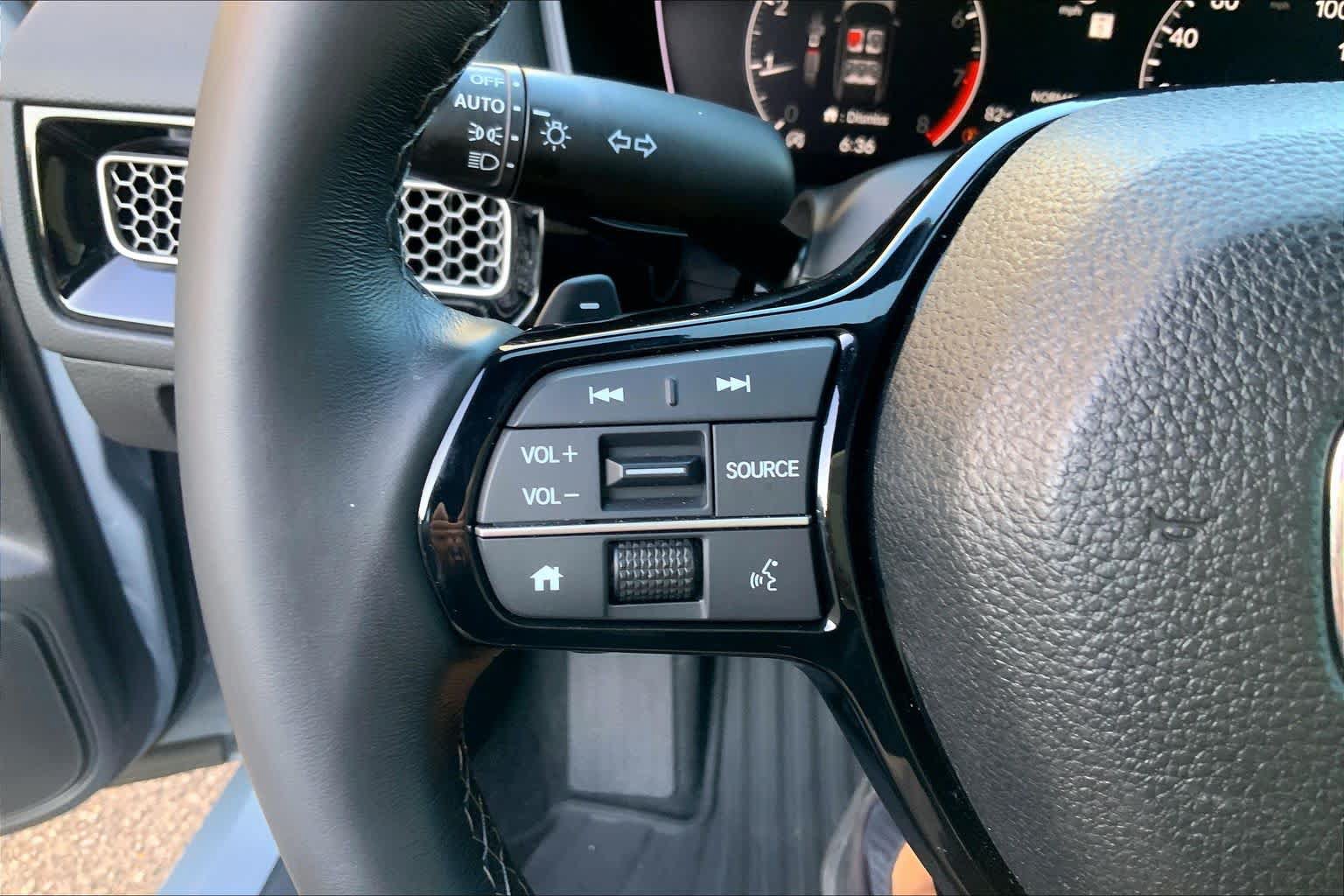 Used 2023 Honda Civic Sport image 22