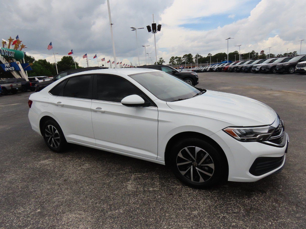 Used 2024 Volkswagen Jetta S image 7