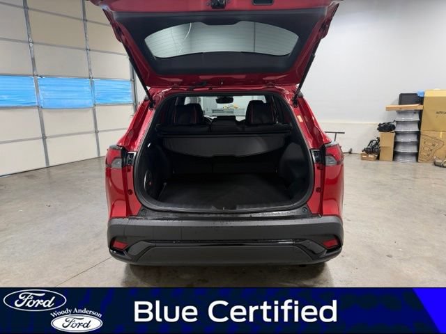 Used 2024 Toyota Corolla Cross AWD Hybrid w/ Moonroof Package image 7