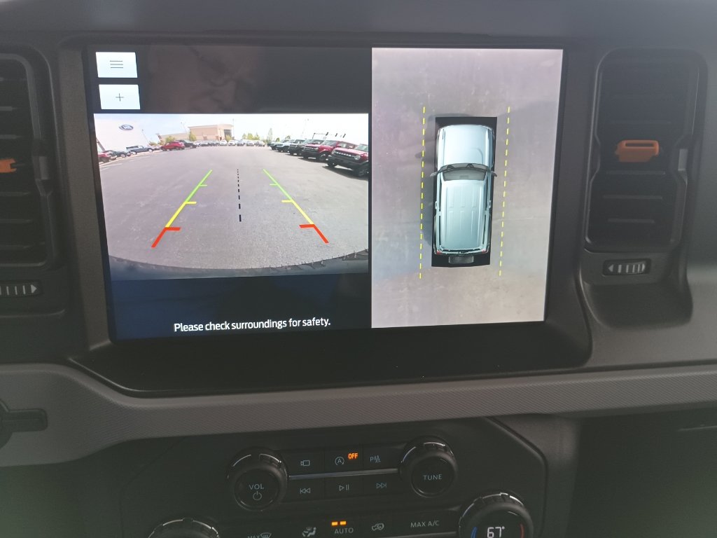 Certified 2023 Ford Bronco Badlands w/ Sasquatch Package AWD/4WD image 16