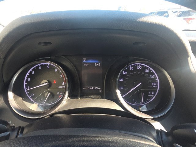 Used 2021 Toyota Camry SE FWD image 8