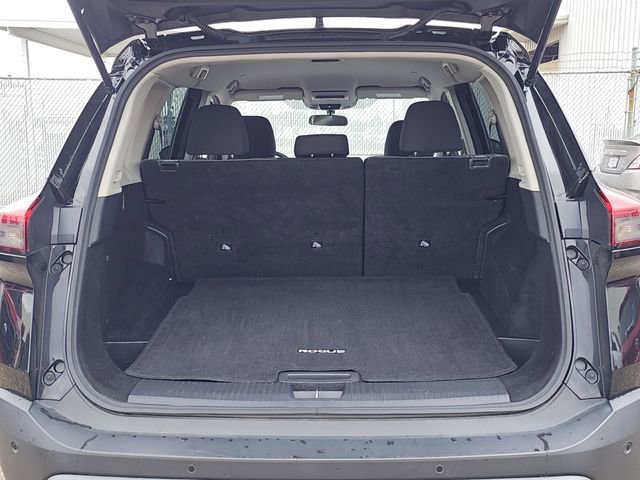 Used 2023 Nissan Rogue SV image 28