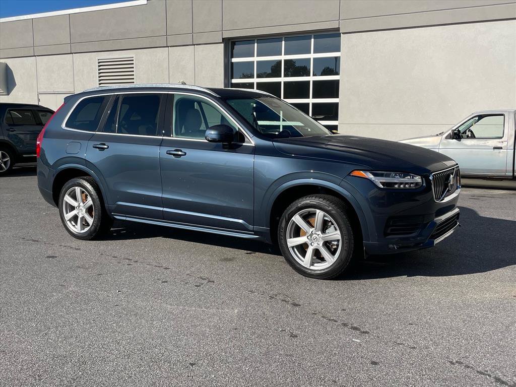 Used 2023 Volvo XC90 B5 Core AWD/4WD image 2