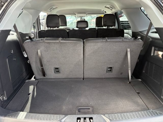 Certified 2022 Ford Explorer XLT w/ Equipment Group 202A AWD/4WD image 33