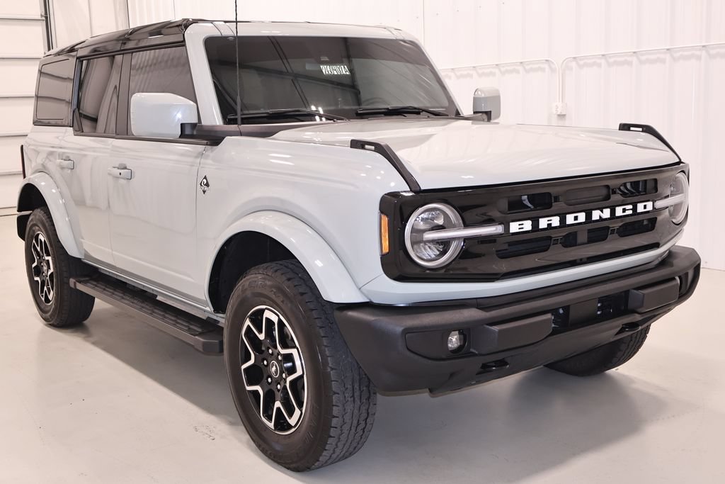 Certified 2024 Ford Bronco Outer Banks AWD/4WD image 4