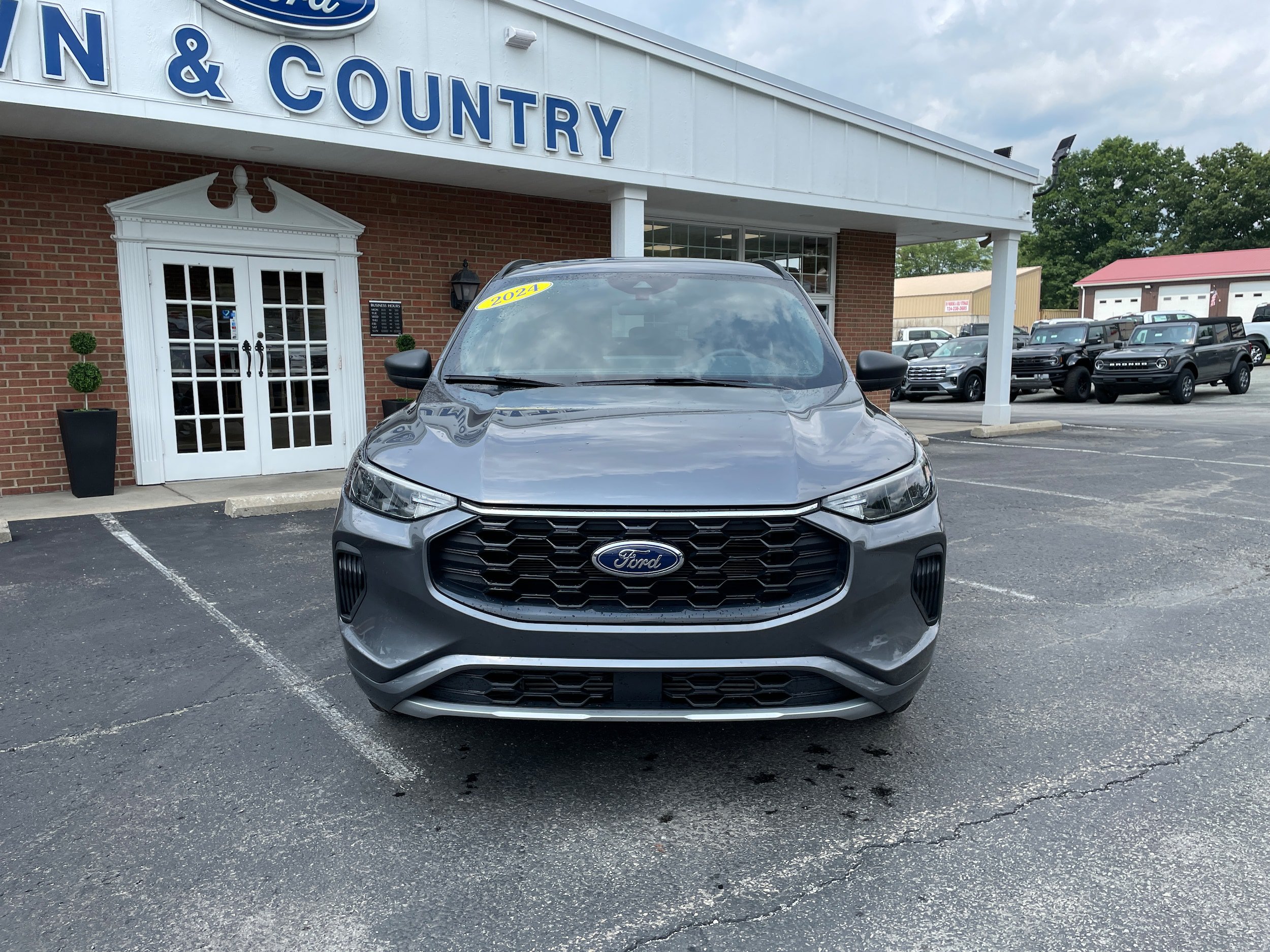 Certified 2024 Ford Escape ST-Line w/ Tech Pack #1 AWD/4WD image 2