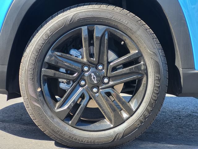 Used 2025 Chevrolet Trax ACTIV FWD image 11