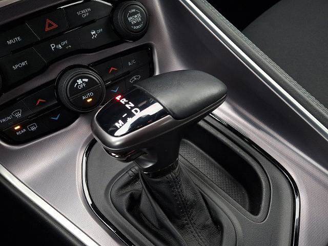 Used 2019 Dodge Challenger R/T image 14