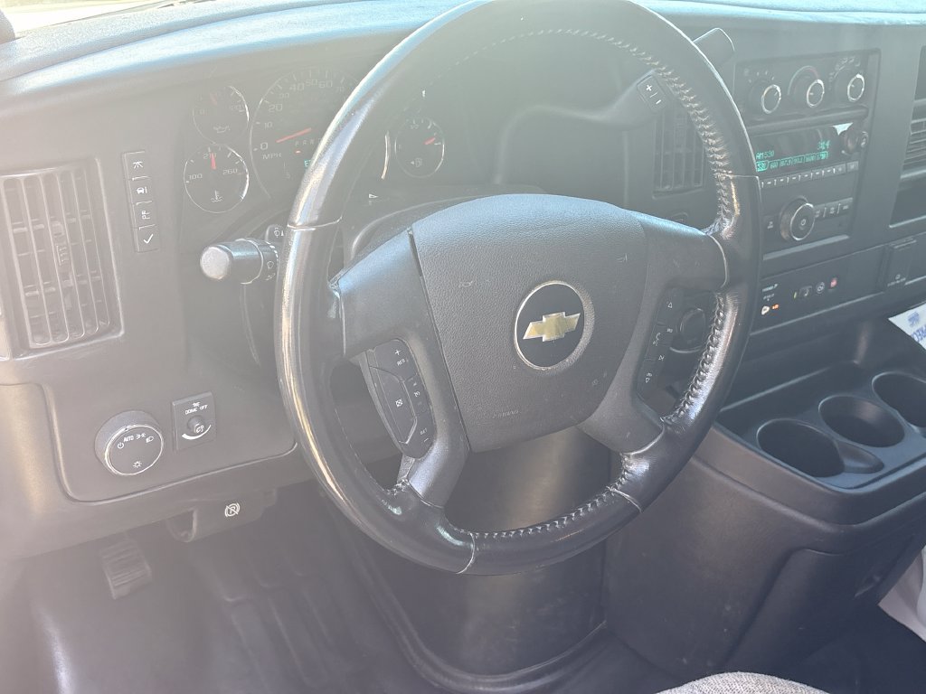 Used 2023 Chevrolet Express 2500 w/ Driver Convenience Package RWD image 6