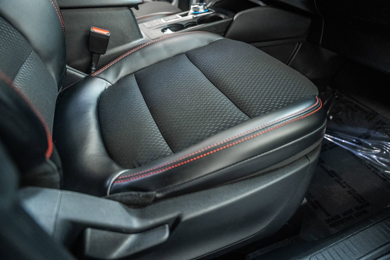 Certified 2025 Ford Escape ST-Line image 39