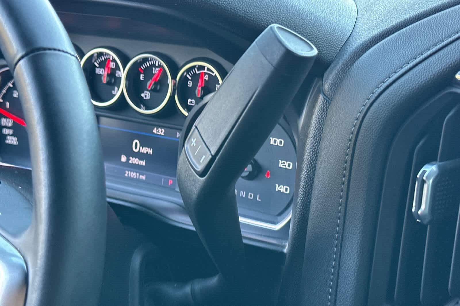 Used 2020 Chevrolet Silverado 1500 LT w/ All-Star Edition image 21