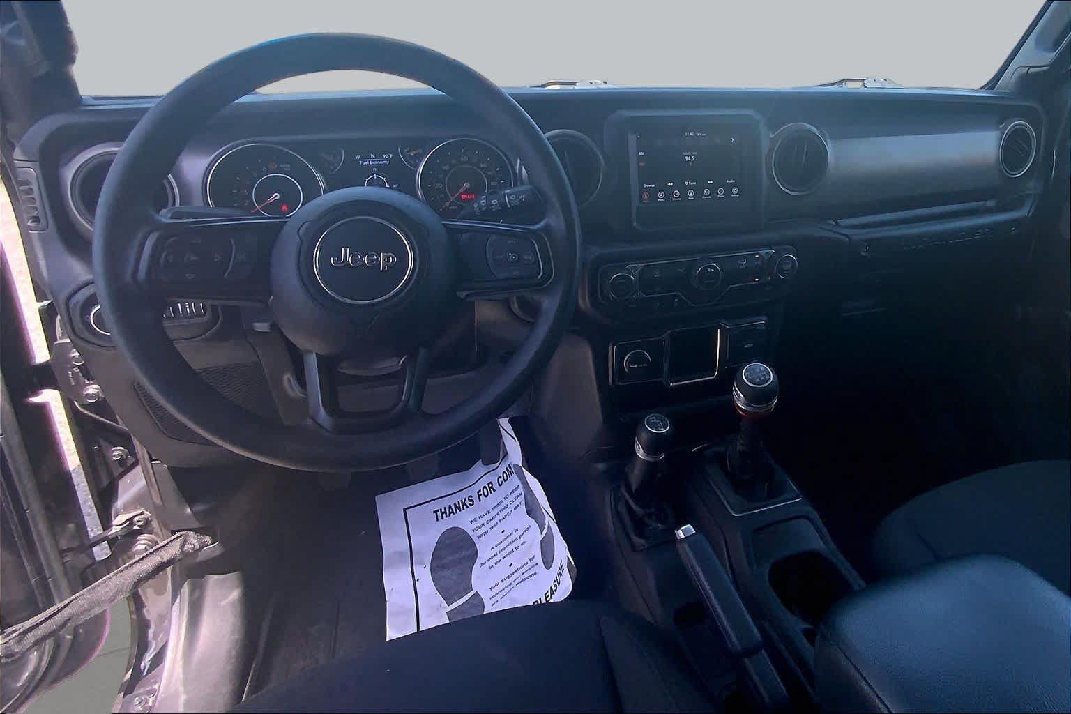 Used 2022 Jeep Wrangler Sport AWD/4WD image 15