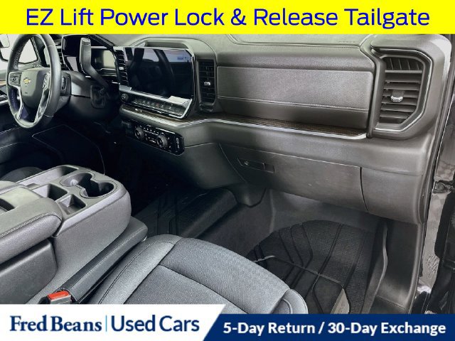 Used 2023 Chevrolet Silverado 1500 LT AWD/4WD image 34