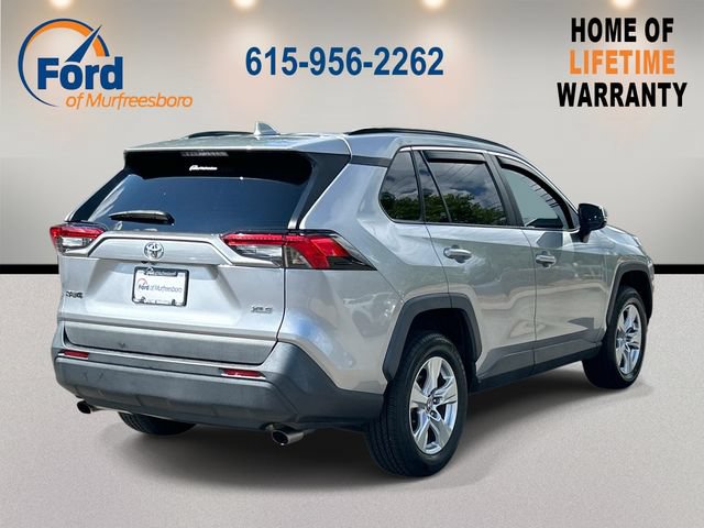 Used 2020 Toyota RAV4 XLE w/ Convenience Package FWD image 5