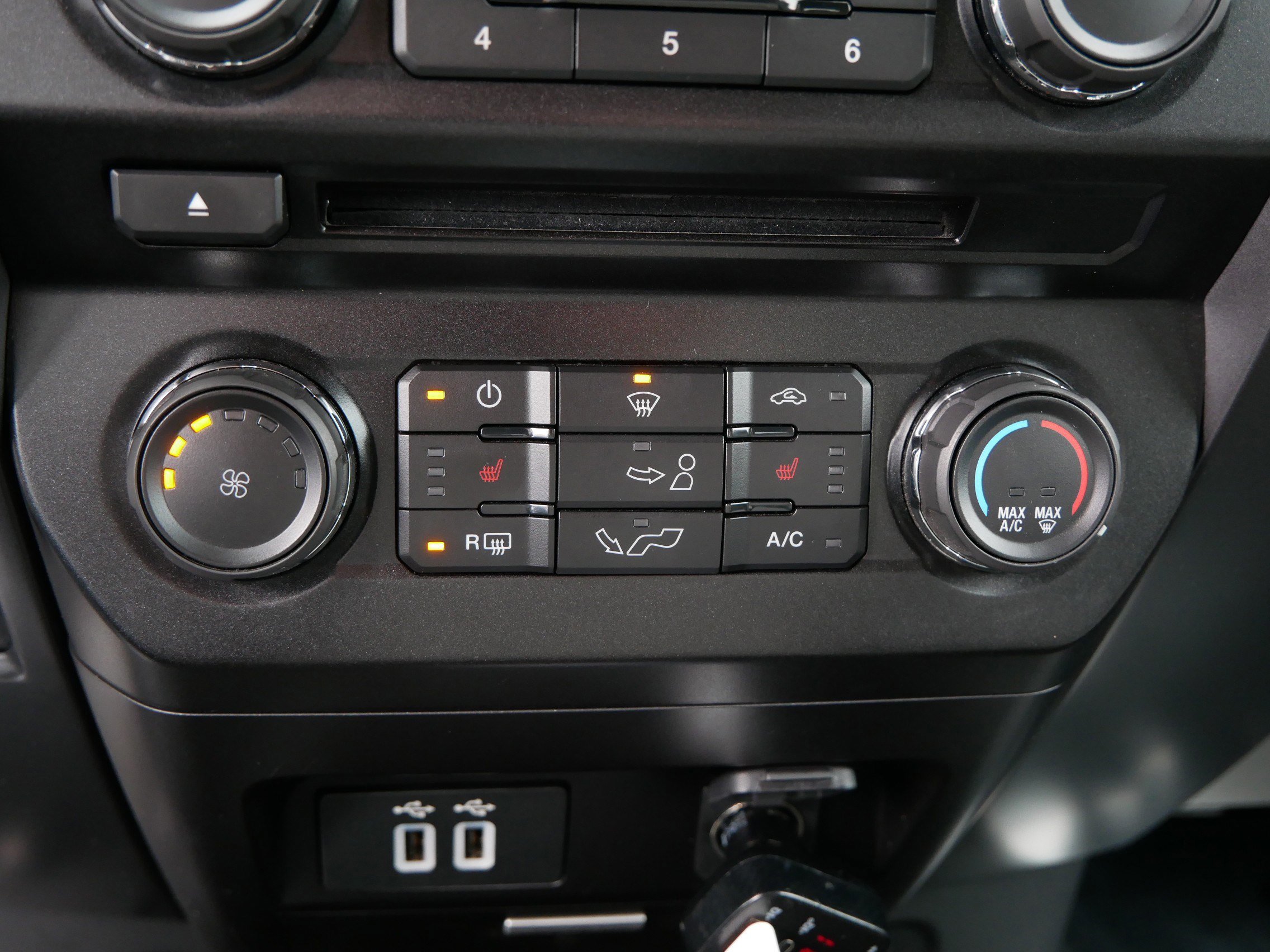 Certified 2018 Ford F150 XLT w/ Equipment Group 302A Luxury image 23