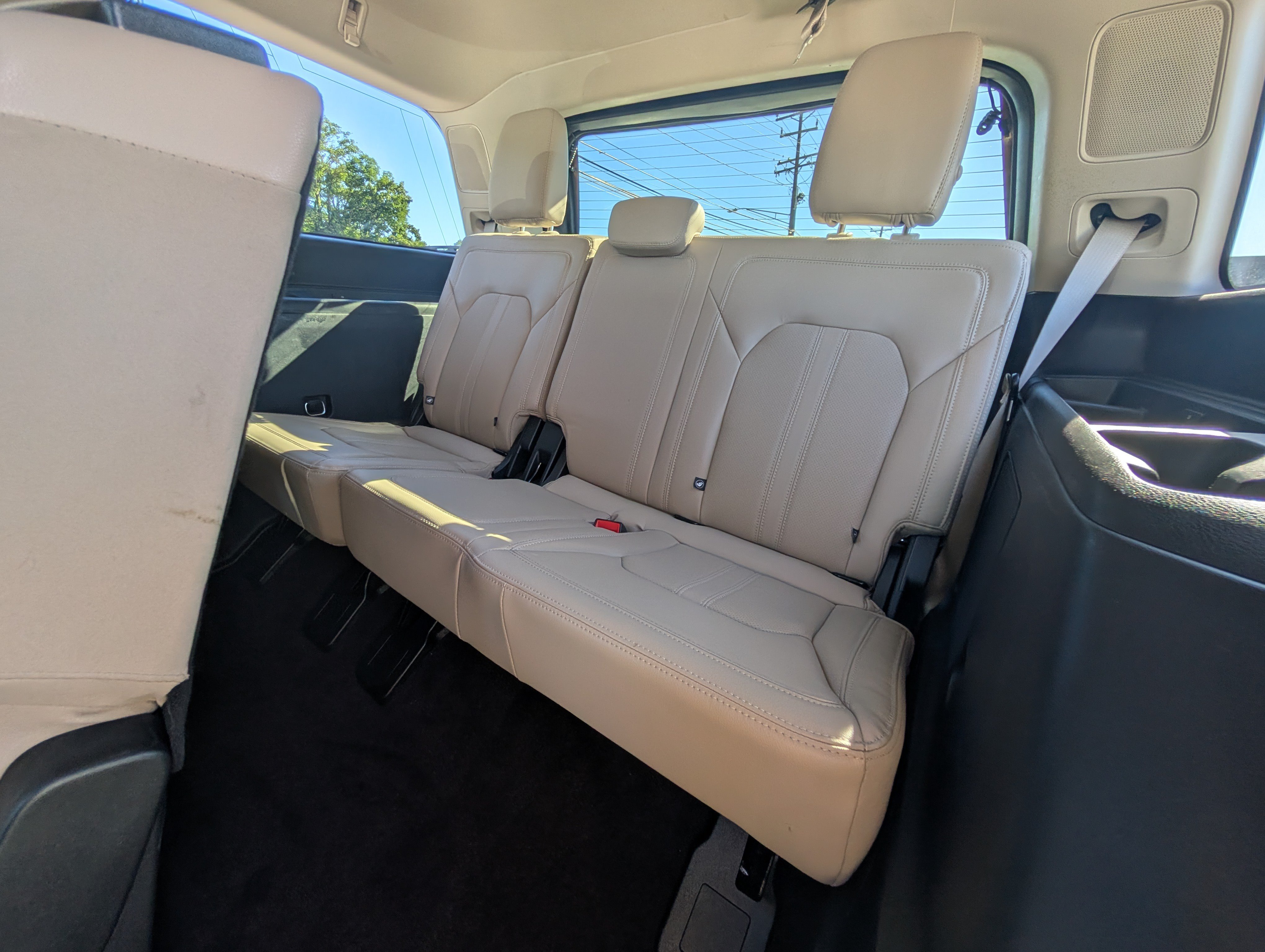 Certified 2022 Ford Expedition Limited AWD/4WD image 17