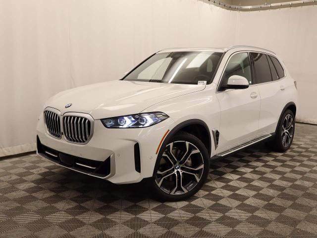 Used 2026 BMW X5 sDrive40i image 3