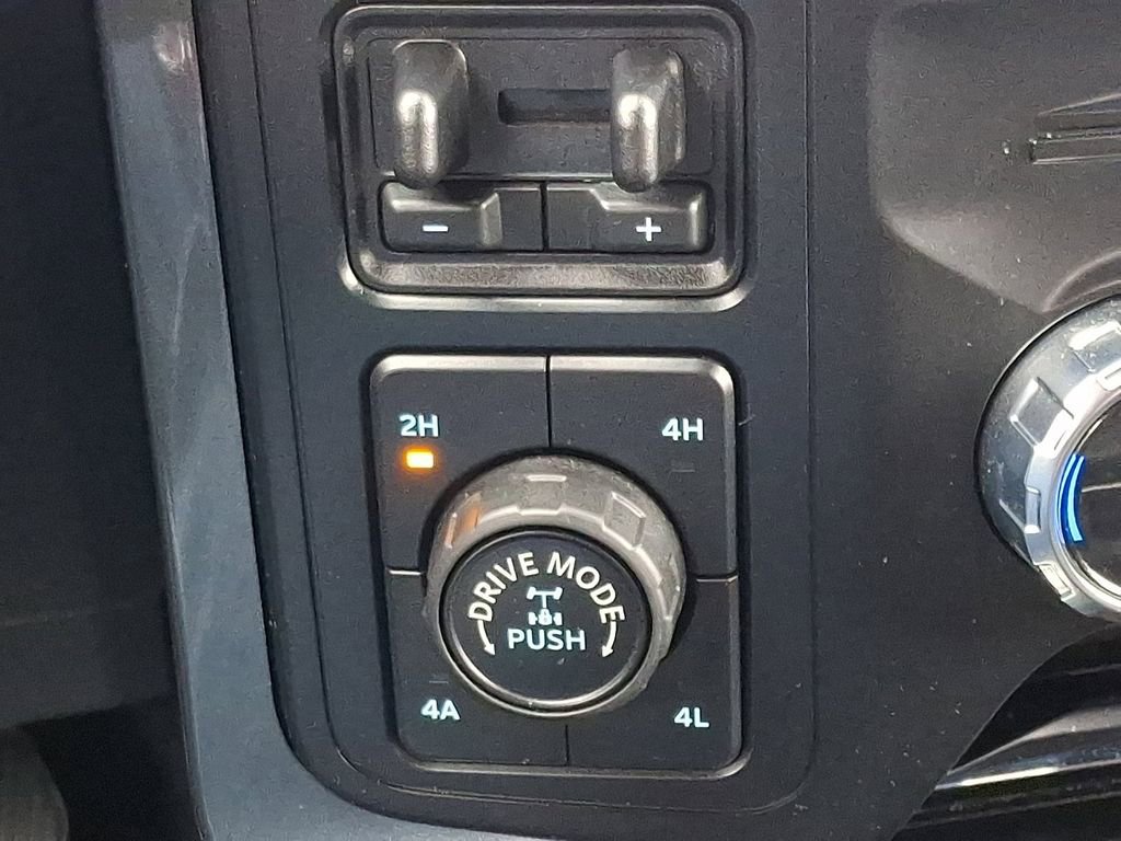 Certified 2023 Ford F150 Lariat w/ Equipment Group 502A High image 26