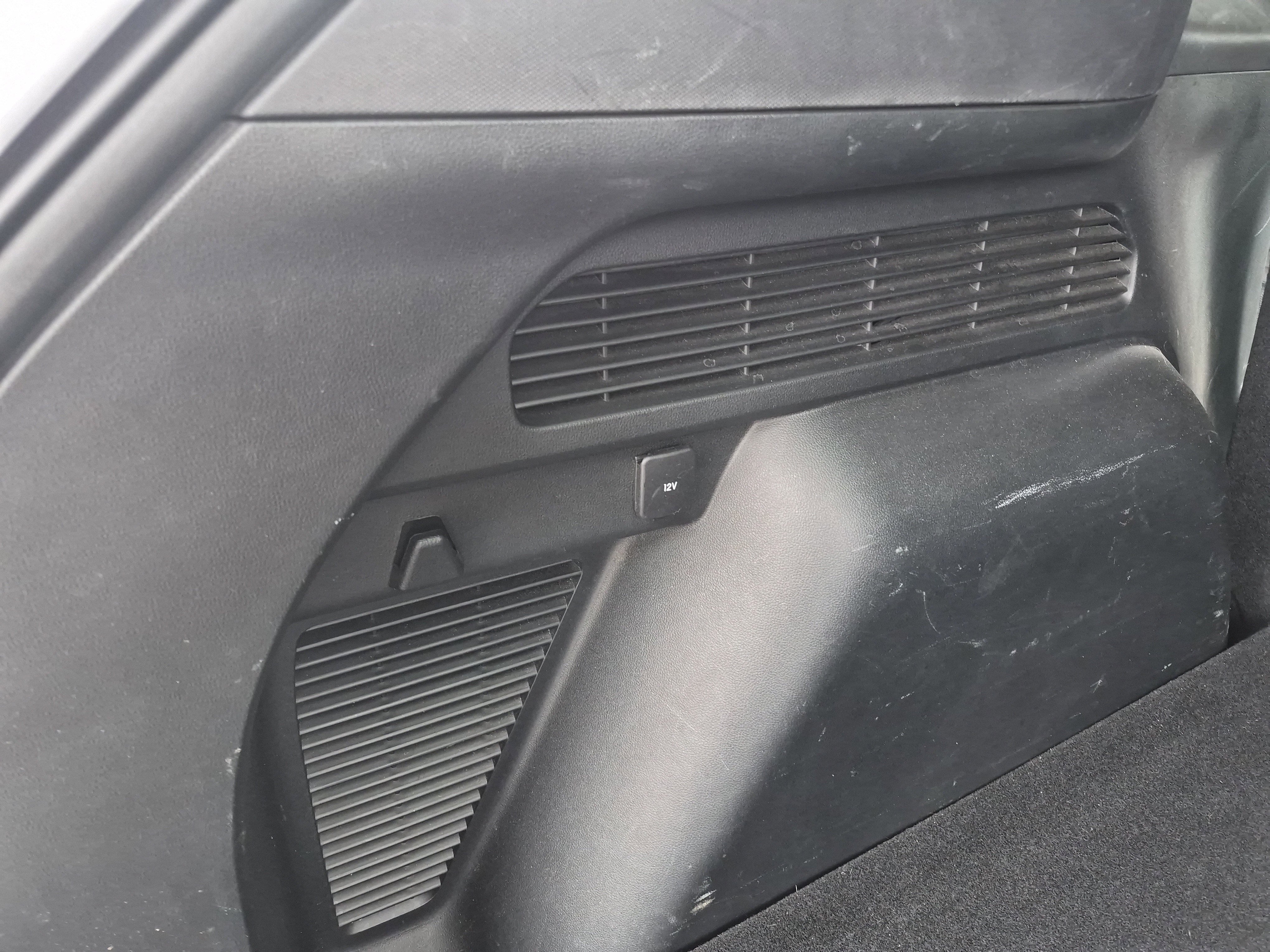 Certified 2020 Ford Escape SE Sport image 17