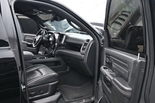 Used 2023 RAM 2500 Limited AWD/4WD image 17
