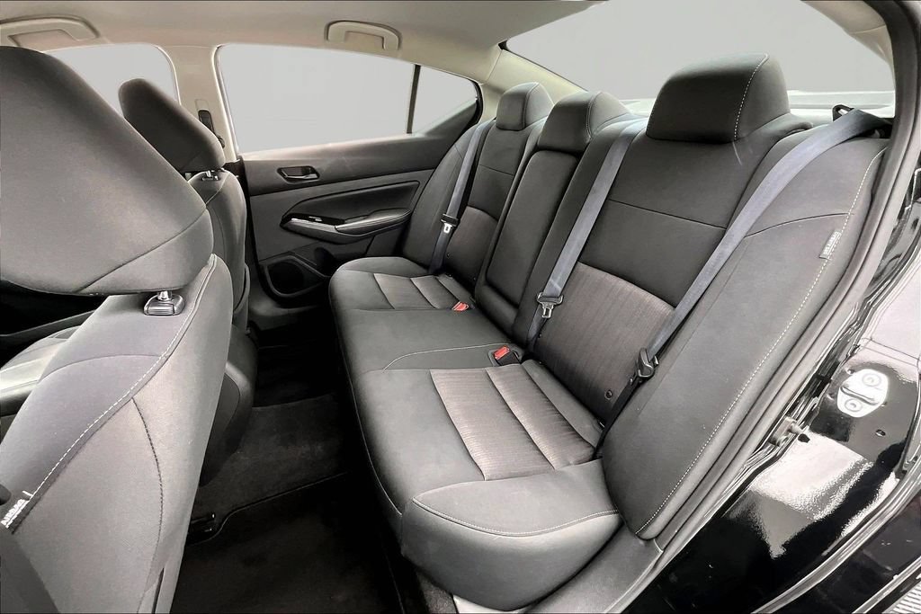 Used 2023 Nissan Altima 2.5 SV FWD image 26
