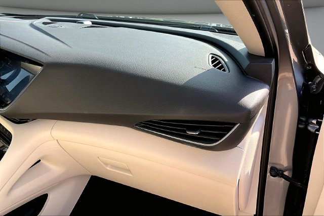 Used 2021 Buick Envision Avenir w/ Technology Package II AWD/4WD image 26