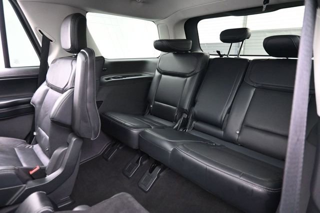 Certified 2025 Ford Expedition Platinum AWD/4WD image 26