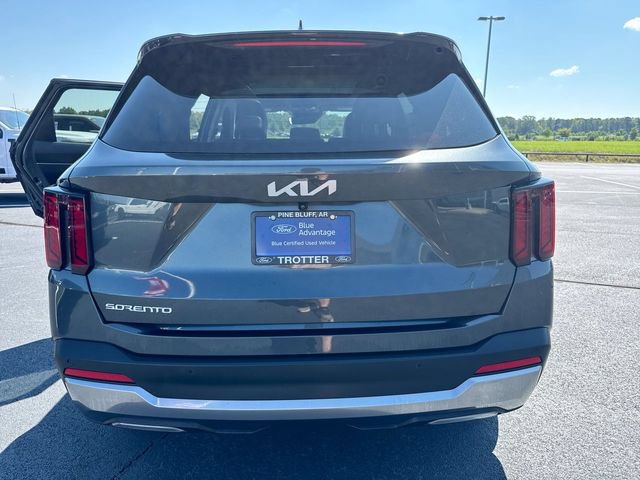 Used 2025 Kia Sorento S w/ Panoramic Sunroof Package FWD image 24
