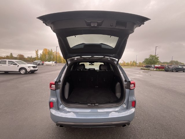 Certified 2024 Ford Escape ST-Line w/ Tech Pack #1 AWD/4WD image 24