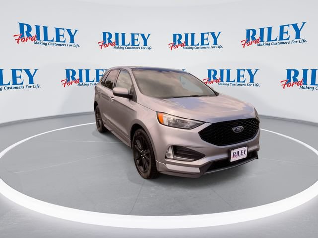 Certified 2022 Ford Edge ST-Line w/ Class II Trailer Tow Package AWD/4WD image 2