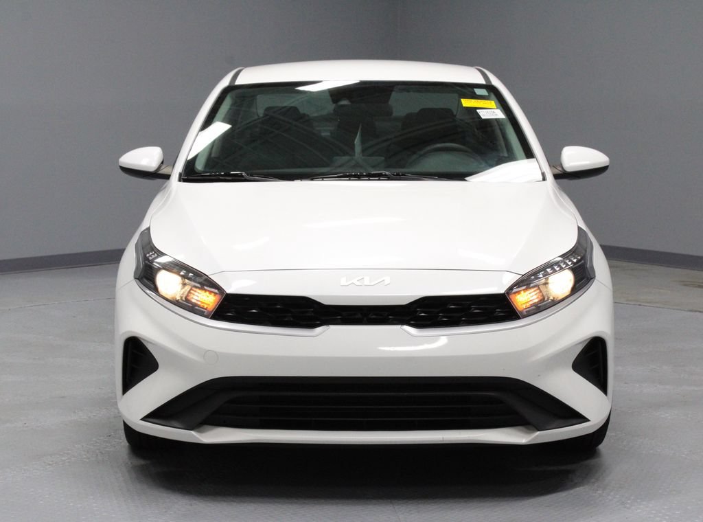 Used 2024 Kia Forte LXS FWD image 5