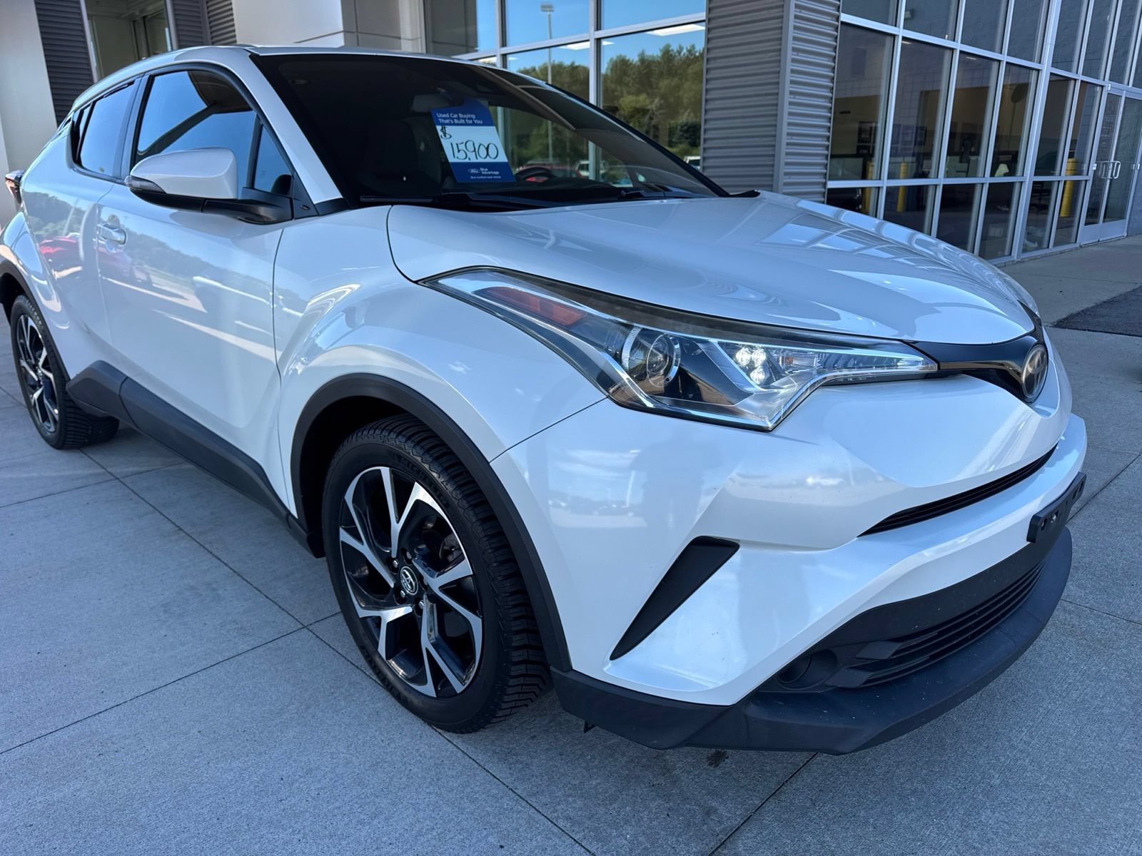 Used 2018 Toyota C-HR XLE FWD image 10