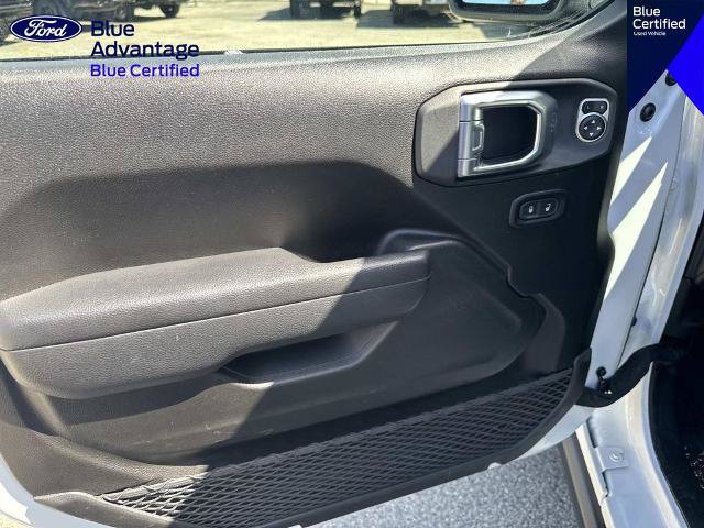 Used 2024 Jeep Wrangler Unlimited AWD/4WD image 15