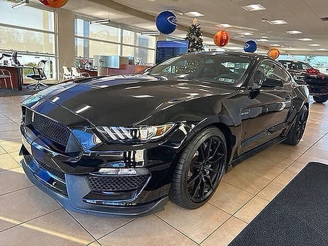 Certified 2018 Ford Mustang Shelby GT350 w/ Convenience Package image 9