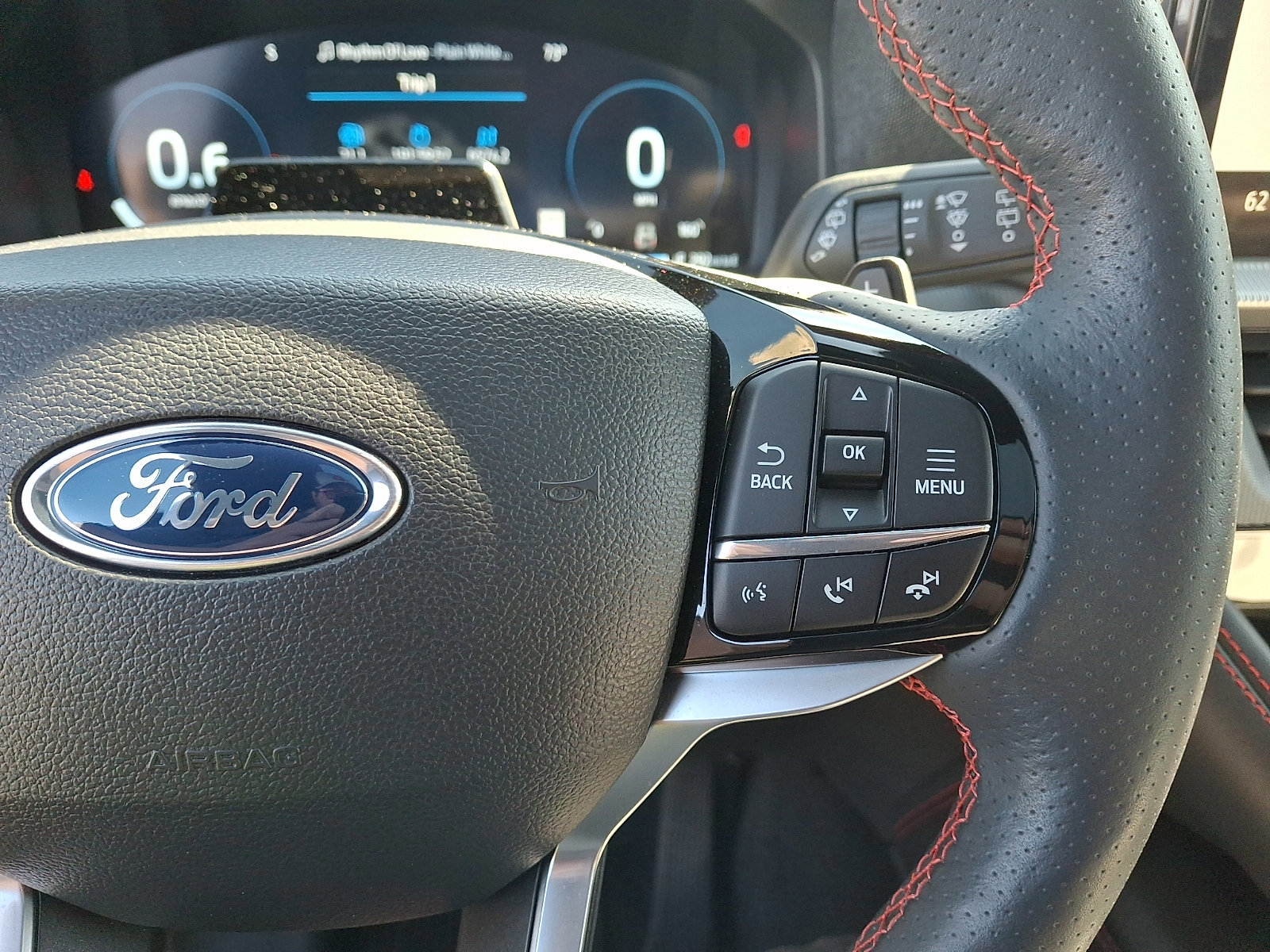 Certified 2025 Ford Explorer ST w/ Sun And Sound Package AWD/4WD image 24