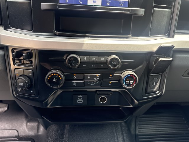 Certified 2024 Ford F250 XL AWD/4WD image 31