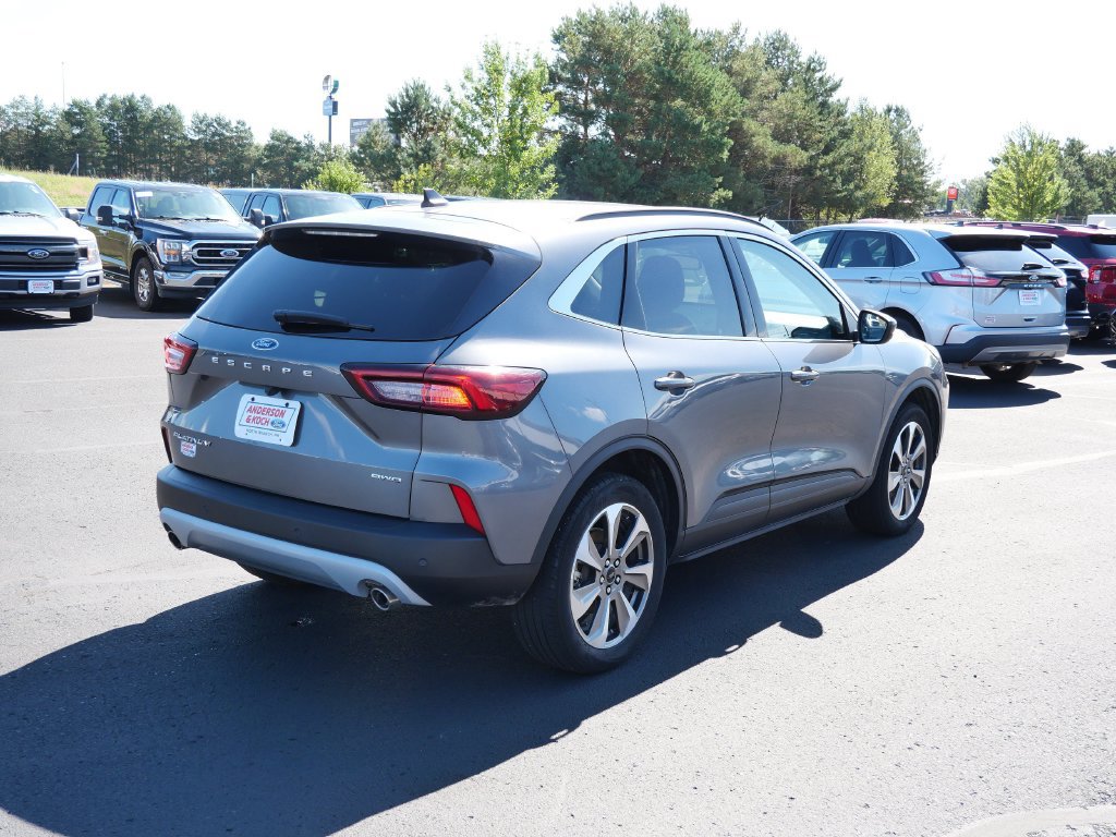 Certified 2025 Ford Escape Platinum AWD/4WD image 6