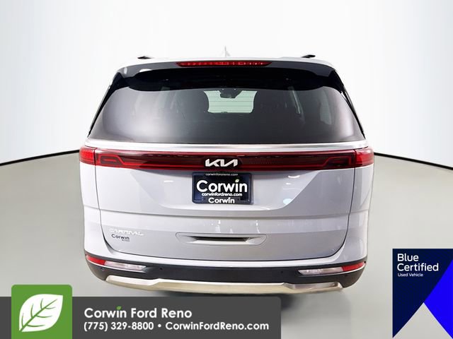 Used 2024 Kia Carnival SX Prestige image 9
