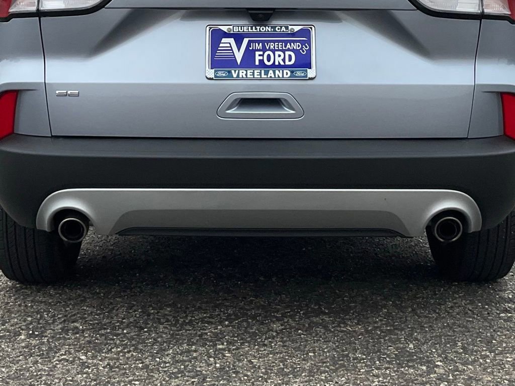 Certified 2022 Ford Escape SE image 30