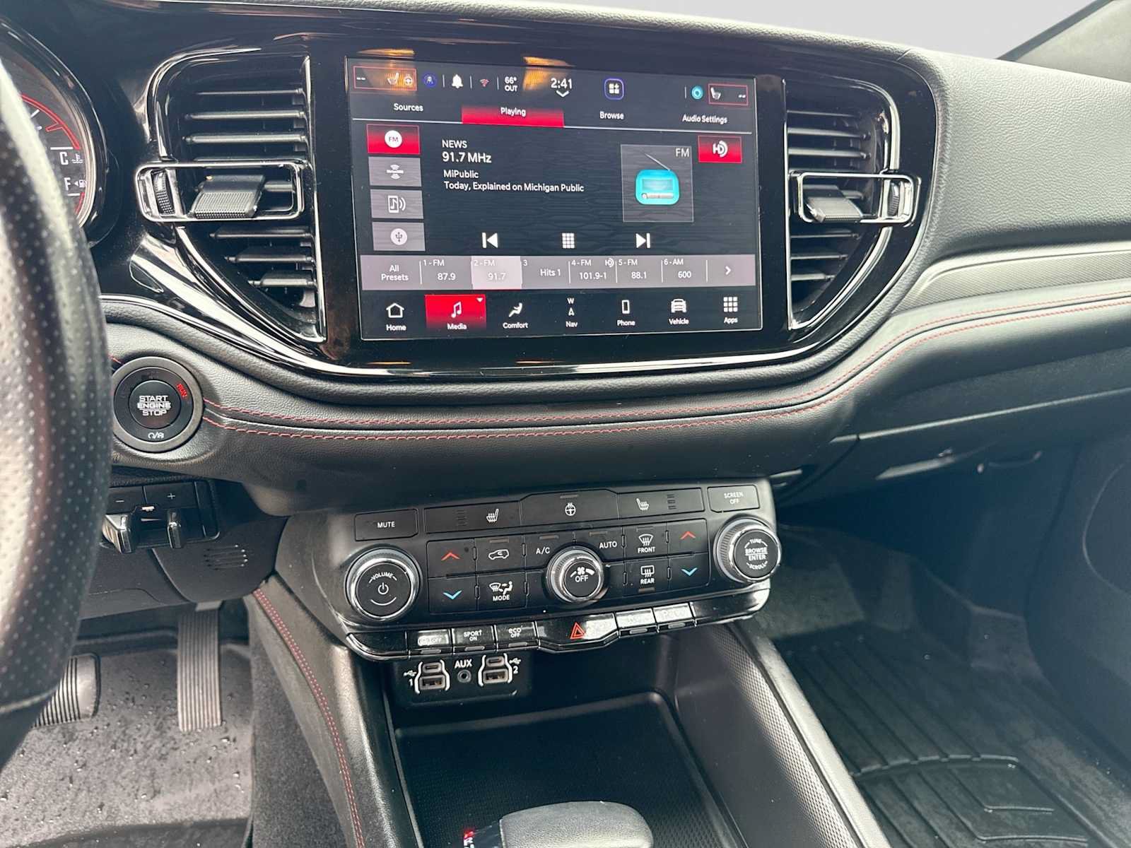 Used 2023 Dodge Durango GT AWD/4WD image 28