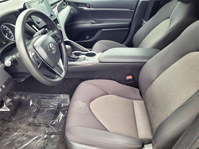 Used 2023 Toyota Camry LE image 10