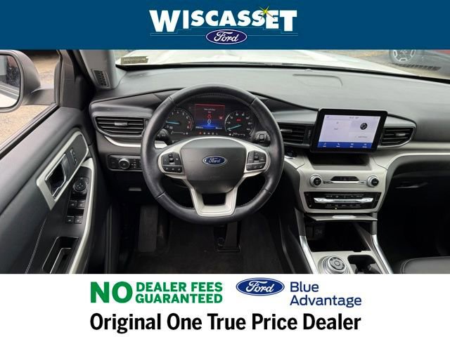 Certified 2022 Ford Explorer XLT w/ Equipment Group 202A image 12