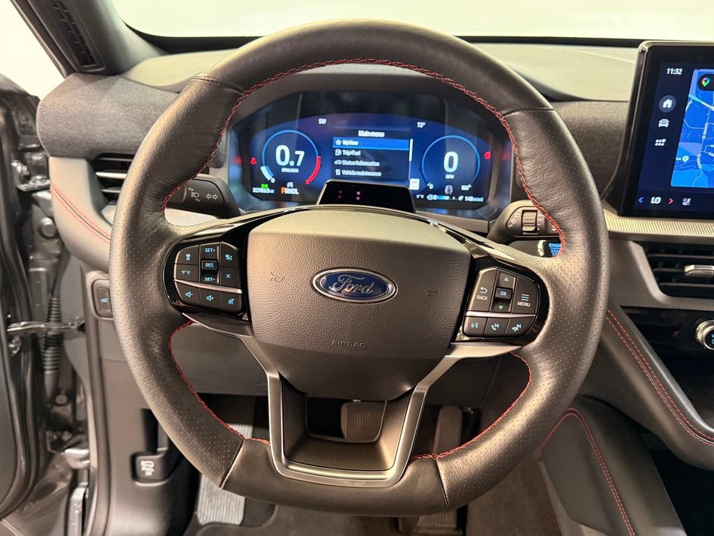 Certified 2025 Ford Explorer ST-Line AWD/4WD image 21