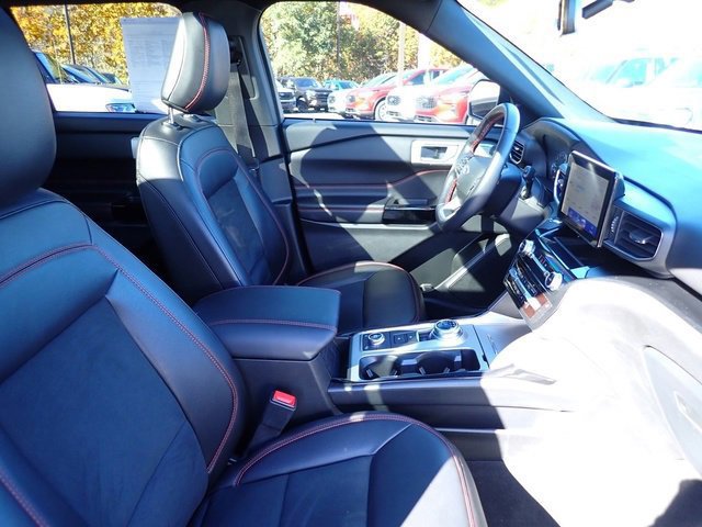 Certified 2022 Ford Explorer ST-Line w/ Class IV Trailer Tow Package image 12