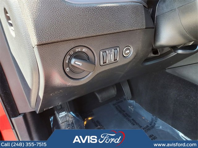 Used 2023 Dodge Charger SXT image 12