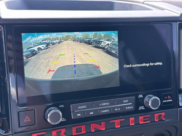 Used 2025 Nissan Frontier PRO-4X AWD/4WD image 24