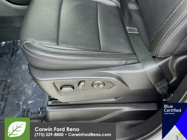 Used 2025 GMC Yukon Denali image 23